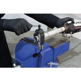   Kerékpárhoz tengely / cső tartó, satupadhoz 31.75 mm- Laser Tools